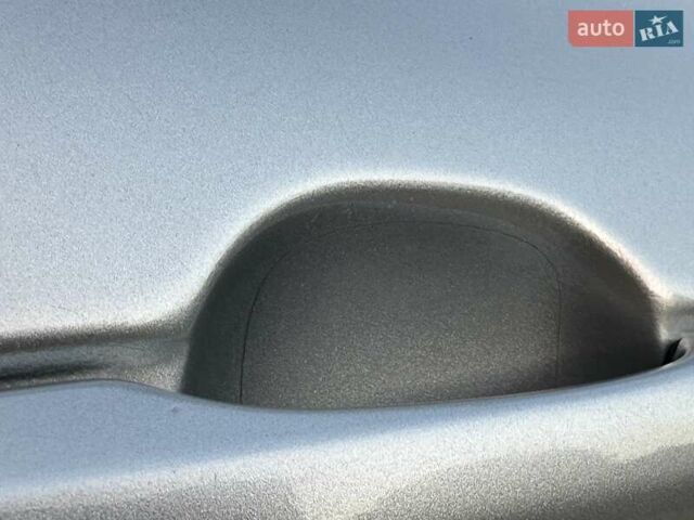 Серый Тойота Камри, объемом двигателя 2.49 л и пробегом 78 тыс. км за 18500 $, фото 40 на Automoto.ua