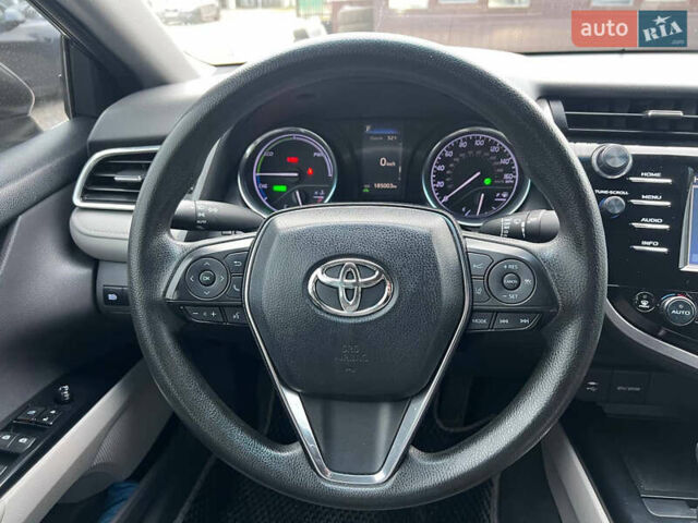Серый Тойота Камри, объемом двигателя 2.5 л и пробегом 185 тыс. км за 21500 $, фото 12 на Automoto.ua