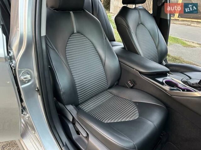 Серый Тойота Камри, объемом двигателя 2.49 л и пробегом 78 тыс. км за 18500 $, фото 71 на Automoto.ua