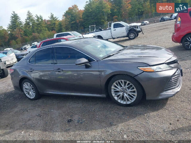 Серый Тойота Камри, объемом двигателя 3.5 л и пробегом 137 тыс. км за 5200 $, фото 12 на Automoto.ua