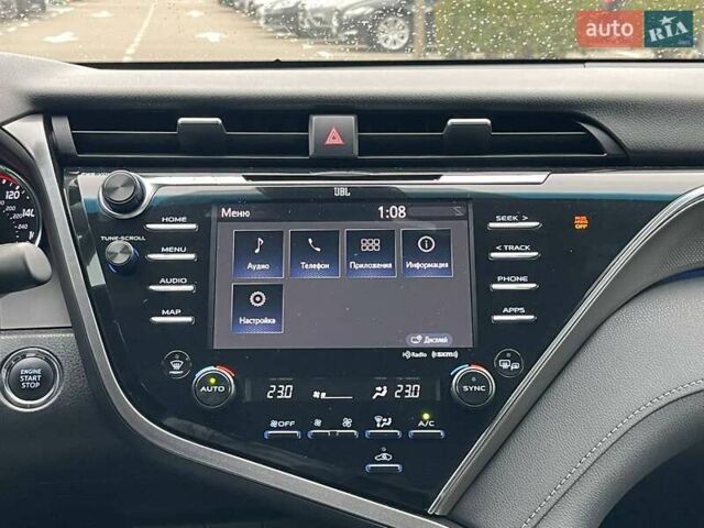 Тойота Камри 2018 в Киеве на Automoto.ua Серый Тойота Камри, объемом двигателя 3.46 л и пробегом 146 тыс. км за 23500 $, фото 37 на Automoto.ua