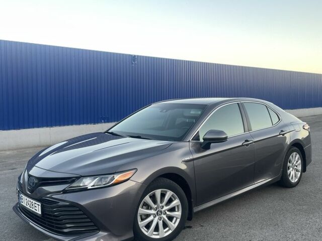 Серый Тойота Камри, объемом двигателя 2.5 л и пробегом 181 тыс. км за 20500 $, фото 2 на Automoto.ua