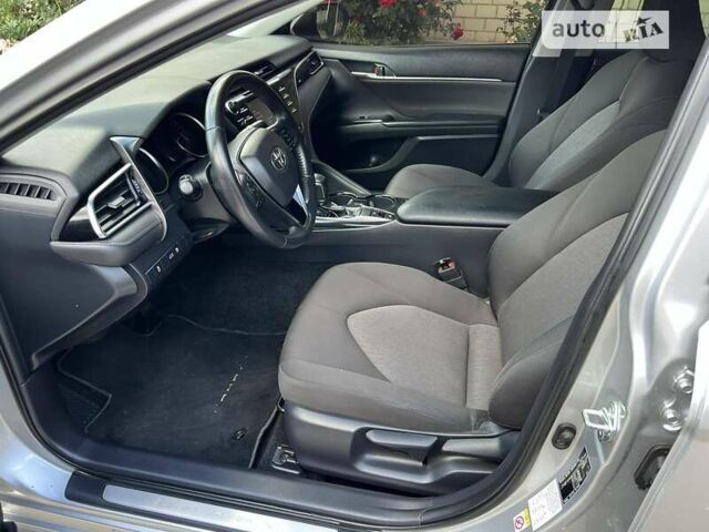 Серый Тойота Камри, объемом двигателя 2.49 л и пробегом 80 тыс. км за 22800 $, фото 17 на Automoto.ua