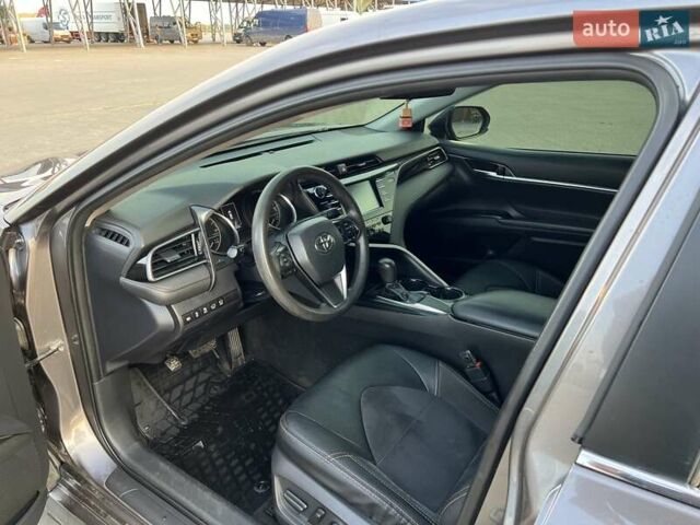 Сірий Тойота Камрі, об'ємом двигуна 2.49 л та пробігом 215 тис. км за 17500 $, фото 7 на Automoto.ua