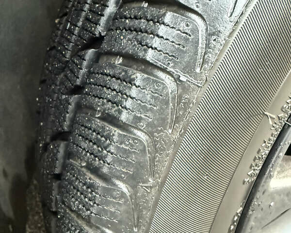 Сірий Тойота Камрі, об'ємом двигуна 2.5 л та пробігом 150 тис. км за 22900 $, фото 23 на Automoto.ua