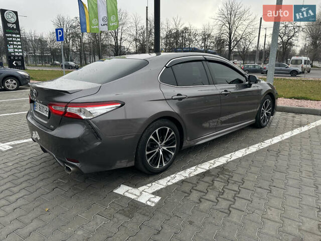 Сірий Тойота Камрі, об'ємом двигуна 2.5 л та пробігом 160 тис. км за 18400 $, фото 6 на Automoto.ua