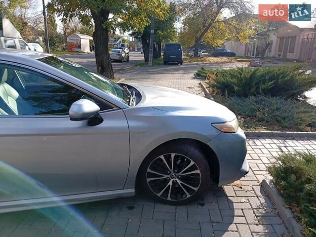 Тойота Камри 2018 в Николаеве на Automoto.ua Серый Тойота Камри, объемом двигателя 2.49 л и пробегом 104 тыс. км за 18300 $, фото 4 на Automoto.ua