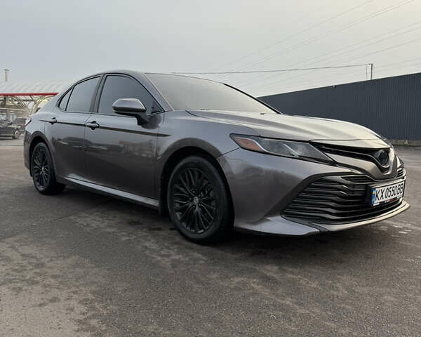 Сірий Тойота Камрі, об'ємом двигуна 2.5 л та пробігом 150 тис. км за 22900 $, фото 14 на Automoto.ua