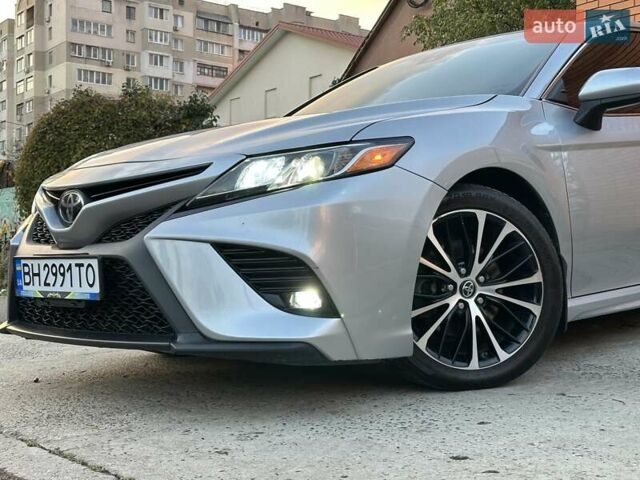Тойота Камри 2018 в Одессе на Automoto.ua Серый Тойота Камри, объемом двигателя 2.5 л и пробегом 78 тыс. км за 21000 $, фото 2 на Automoto.ua