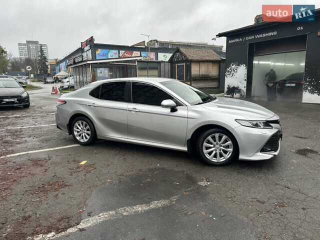 Сірий Тойота Камрі, об'ємом двигуна 2.49 л та пробігом 67 тис. км за 23000 $, фото 8 на Automoto.ua