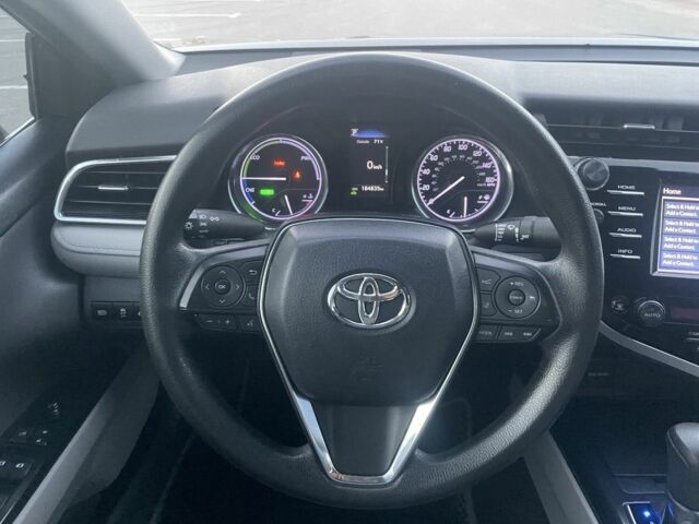 Серый Тойота Камри, объемом двигателя 2.5 л и пробегом 181 тыс. км за 20500 $, фото 17 на Automoto.ua