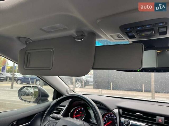 Тойота Камри 2018 в Киеве на Automoto.ua Серый Тойота Камри, объемом двигателя 3.46 л и пробегом 146 тыс. км за 23500 $, фото 35 на Automoto.ua