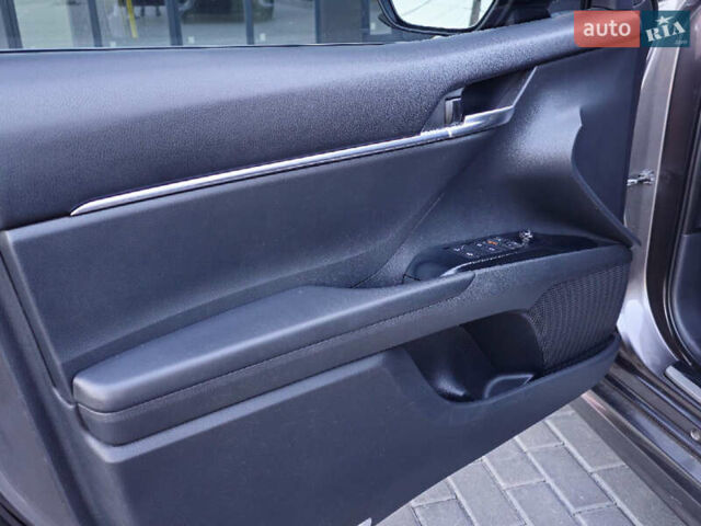 Серый Тойота Камри, объемом двигателя 2.5 л и пробегом 105 тыс. км за 19500 $, фото 22 на Automoto.ua