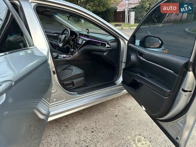 Серый Тойота Камри, объемом двигателя 2.49 л и пробегом 78 тыс. км за 18500 $, фото 73 на Automoto.ua