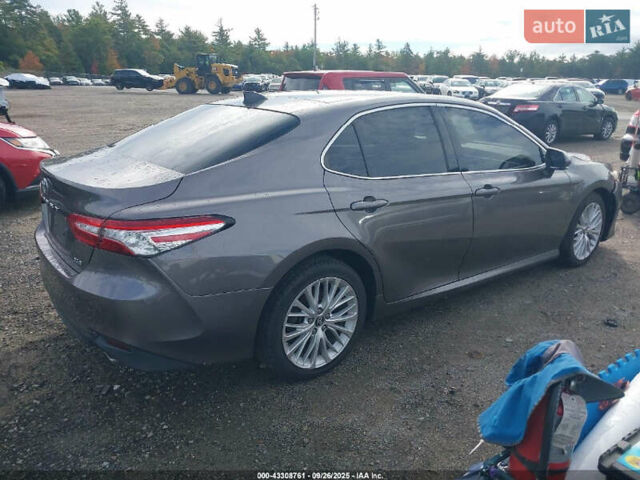 Серый Тойота Камри, объемом двигателя 3.5 л и пробегом 137 тыс. км за 5200 $, фото 2 на Automoto.ua