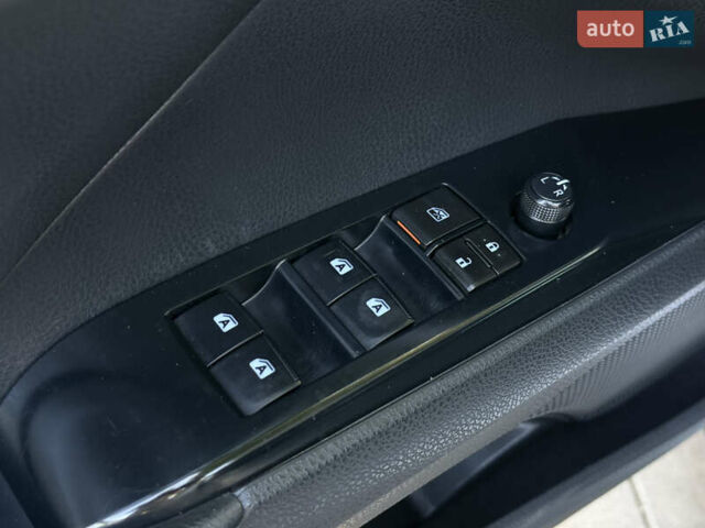 Сірий Тойота Камрі, об'ємом двигуна 2.49 л та пробігом 144 тис. км за 18200 $, фото 16 на Automoto.ua