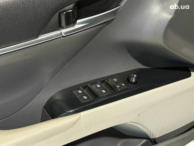 Сірий Тойота Камрі, об'ємом двигуна 2.5 л та пробігом 62 тис. км за 17990 $, фото 9 на Automoto.ua