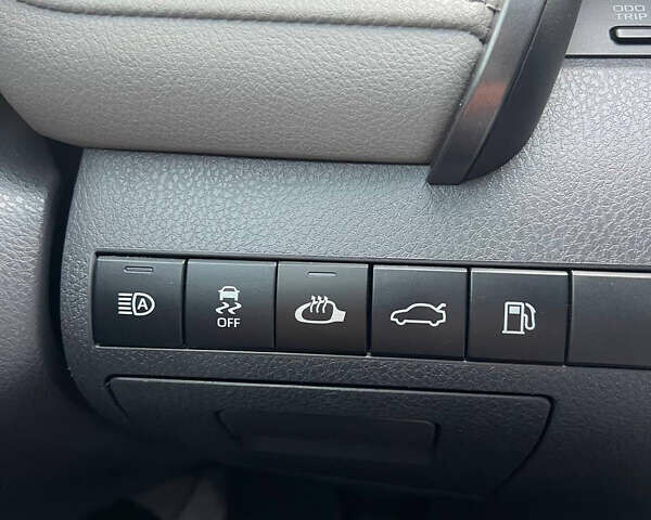 Серый Тойота Камри, объемом двигателя 2.5 л и пробегом 185 тыс. км за 21500 $, фото 21 на Automoto.ua