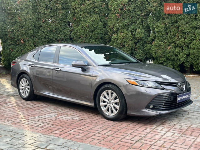 Тойота Камри 2018 в Белой Церкве на Automoto.ua Серый Тойота Камри, объемом двигателя 2.49 л и пробегом 81 тыс. км за 19000 $, фото 1 на Automoto.ua