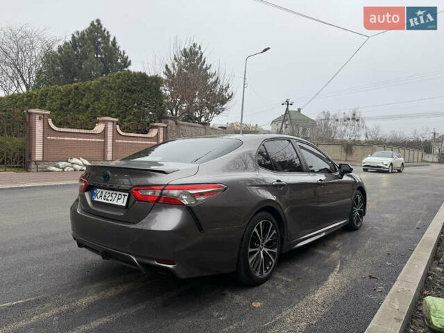 Серый Тойота Камри, объемом двигателя 2.49 л и пробегом 95 тыс. км за 23000 $, фото 6 на Automoto.ua