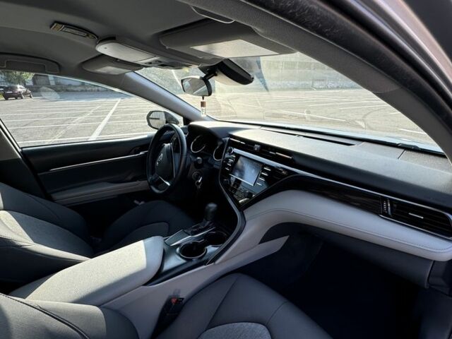 Сірий Тойота Камрі, об'ємом двигуна 2.5 л та пробігом 106 тис. км за 14899 $, фото 6 на Automoto.ua