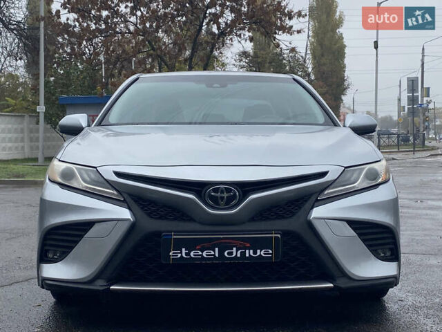 Серый Тойота Камри, объемом двигателя 2.49 л и пробегом 105 тыс. км за 17899 $, фото 1 на Automoto.ua