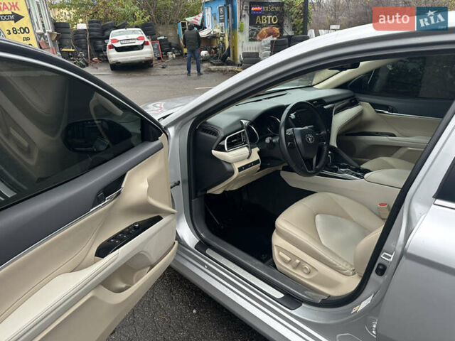 Сірий Тойота Камрі, об'ємом двигуна 2.49 л та пробігом 67 тис. км за 23000 $, фото 78 на Automoto.ua