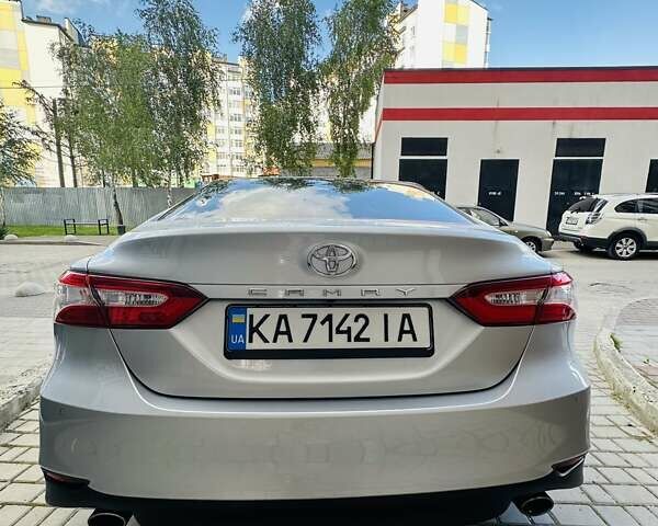 Сірий Тойота Камрі, об'ємом двигуна 2.49 л та пробігом 65 тис. км за 24000 $, фото 12 на Automoto.ua