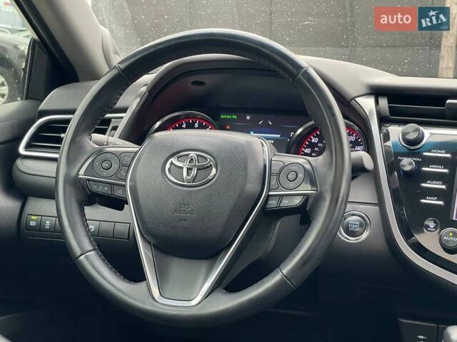Серый Тойота Камри, объемом двигателя 3.46 л и пробегом 147 тыс. км за 23000 $, фото 33 на Automoto.ua