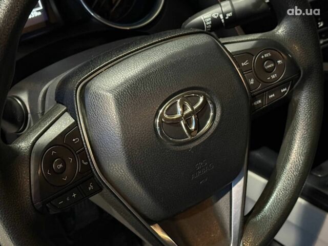 Сірий Тойота Камрі, об'ємом двигуна 2.5 л та пробігом 62 тис. км за 17990 $, фото 11 на Automoto.ua