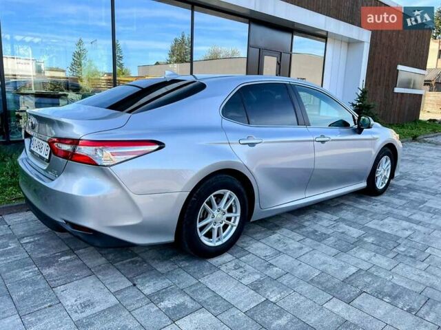 Сірий Тойота Камрі, об'ємом двигуна 2.49 л та пробігом 183 тис. км за 21400 $, фото 4 на Automoto.ua