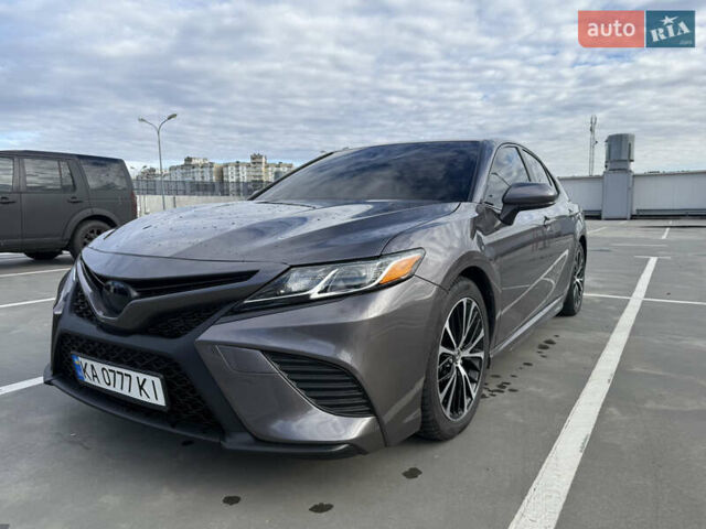 Тойота Камри 2018 в Киеве на Automoto.ua Серый Тойота Камри, объемом двигателя 2.49 л и пробегом 93 тыс. км за 25500 $, фото 11 на Automoto.ua
