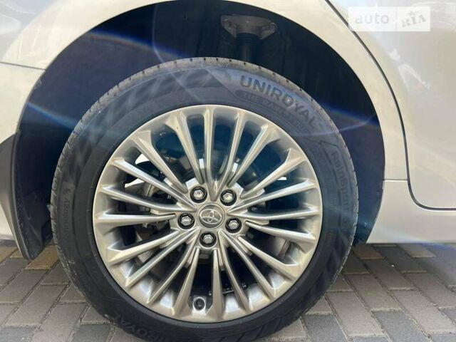 Серый Тойота Камри, объемом двигателя 2.49 л и пробегом 80 тыс. км за 22800 $, фото 22 на Automoto.ua