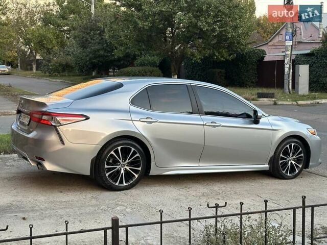Серый Тойота Камри, объемом двигателя 2.49 л и пробегом 78 тыс. км за 18500 $, фото 30 на Automoto.ua