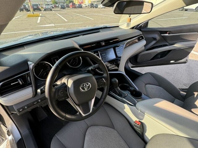 Сірий Тойота Камрі, об'ємом двигуна 2.5 л та пробігом 106 тис. км за 14899 $, фото 7 на Automoto.ua