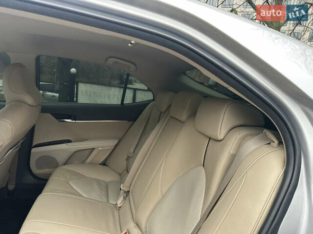 Сірий Тойота Камрі, об'ємом двигуна 2.49 л та пробігом 67 тис. км за 23000 $, фото 76 на Automoto.ua