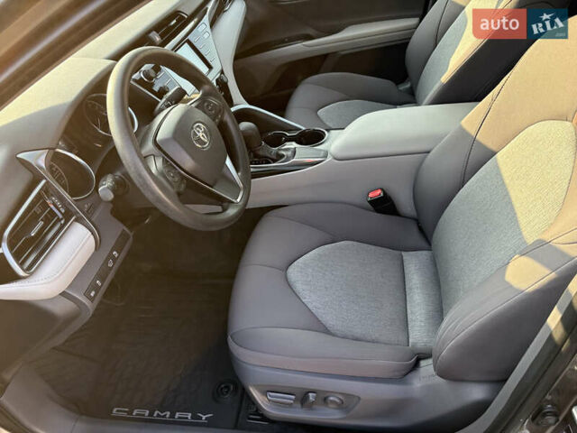 Серый Тойота Камри, объемом двигателя 2.49 л и пробегом 44 тыс. км за 22499 $, фото 57 на Automoto.ua