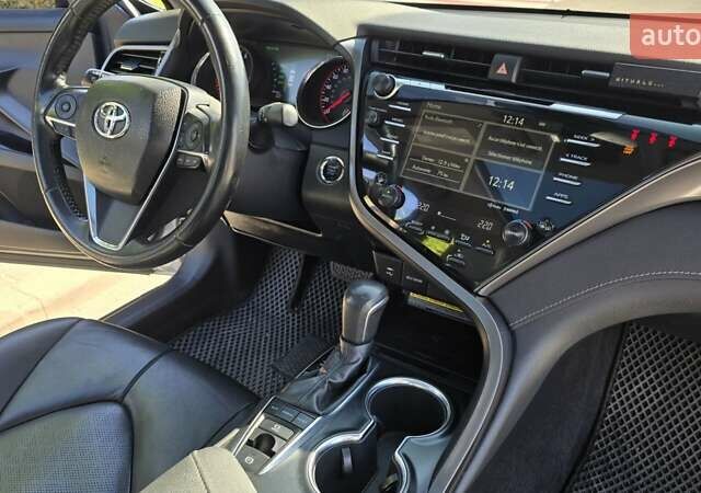 Серый Тойота Камри, объемом двигателя 3.5 л и пробегом 171 тыс. км за 22999 $, фото 22 на Automoto.ua