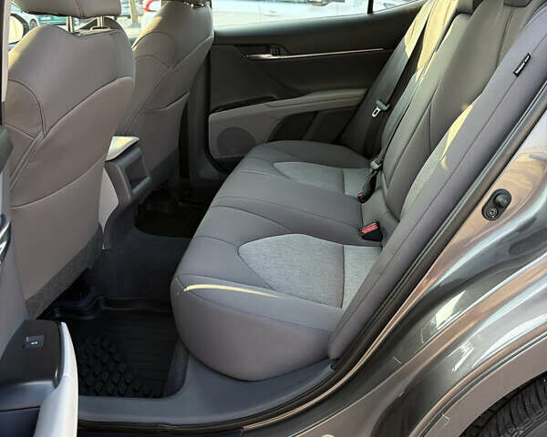 Серый Тойота Камри, объемом двигателя 2.49 л и пробегом 44 тыс. км за 22499 $, фото 50 на Automoto.ua