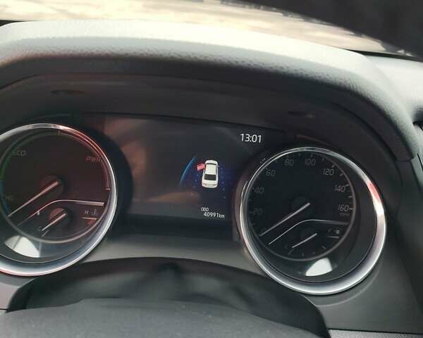 Серый Тойота Камри, объемом двигателя 2.5 л и пробегом 41 тыс. км за 28000 $, фото 4 на Automoto.ua