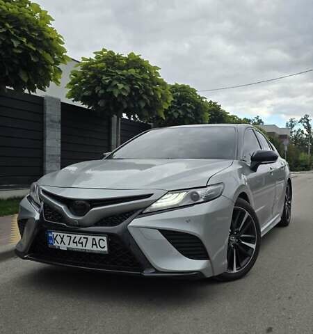 Серый Тойота Камри, объемом двигателя 3.5 л и пробегом 171 тыс. км за 22999 $, фото 14 на Automoto.ua