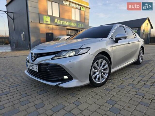 Сірий Тойота Камрі, об'ємом двигуна 2.49 л та пробігом 170 тис. км за 21900 $, фото 1 на Automoto.ua