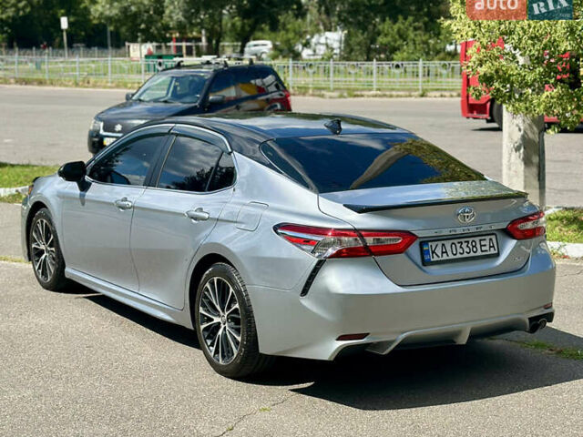 Сірий Тойота Камрі, об'ємом двигуна 2.49 л та пробігом 130 тис. км за 21000 $, фото 4 на Automoto.ua