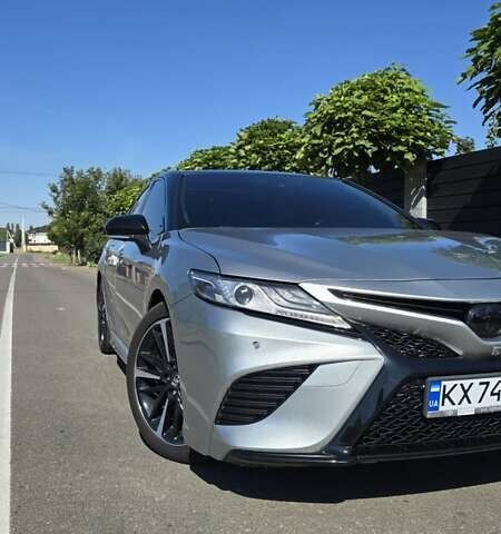 Серый Тойота Камри, объемом двигателя 3.5 л и пробегом 171 тыс. км за 22999 $, фото 17 на Automoto.ua