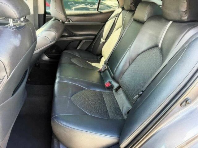 Тойота Камри 2019 в Хмельницком на Automoto.ua Серый Тойота Камри, объемом двигателя 3.5 л и пробегом 41 тыс. км за 14200 $, фото 9 на Automoto.ua