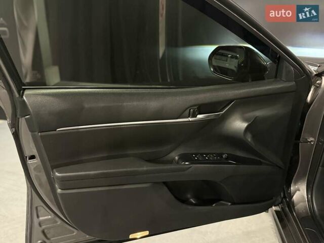 Сірий Тойота Камрі, об'ємом двигуна 2.49 л та пробігом 58 тис. км за 18800 $, фото 14 на Automoto.ua