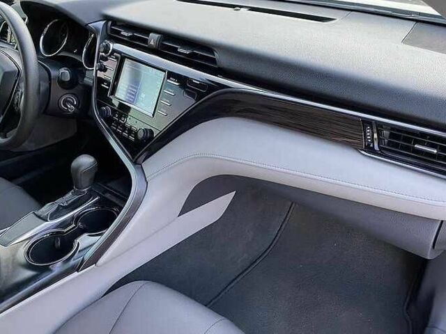 Серый Тойота Камри, объемом двигателя 2.5 л и пробегом 100 тыс. км за 17700 $, фото 10 на Automoto.ua