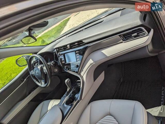 Серый Тойота Камри, объемом двигателя 2.49 л и пробегом 27 тыс. км за 26999 $, фото 74 на Automoto.ua