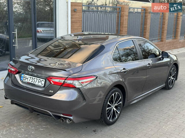 Сірий Тойота Камрі, об'ємом двигуна 2.49 л та пробігом 137 тис. км за 18700 $, фото 34 на Automoto.ua