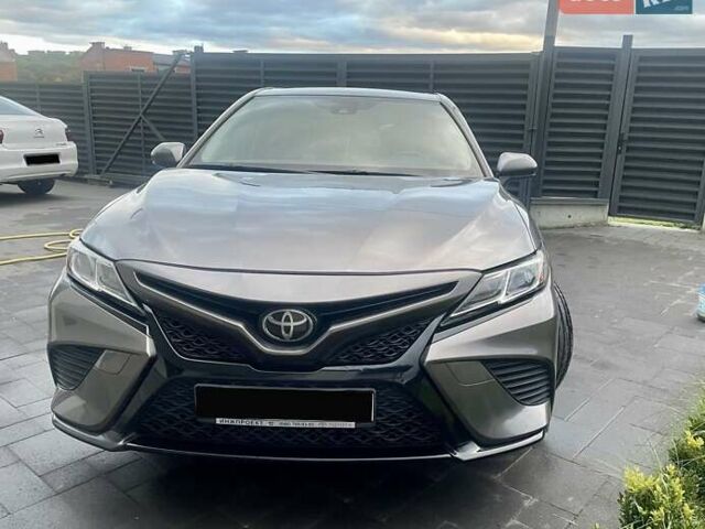 Серый Тойота Камри, объемом двигателя 2.49 л и пробегом 97 тыс. км за 22399 $, фото 7 на Automoto.ua